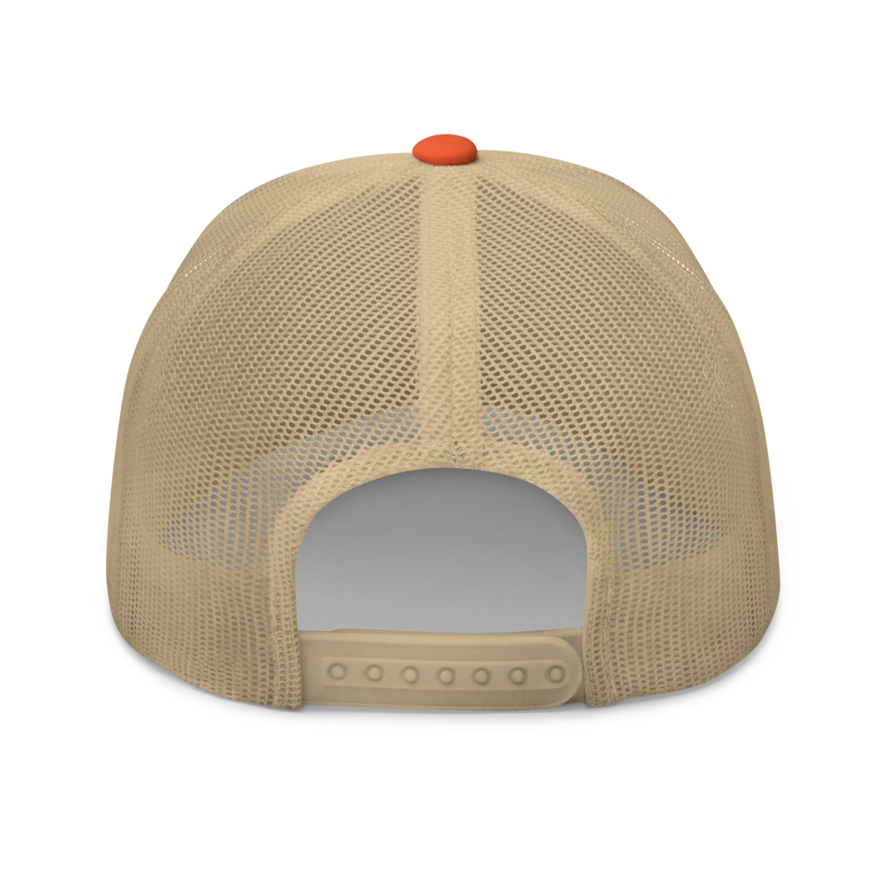 structured cap with subtle graphic embroidery